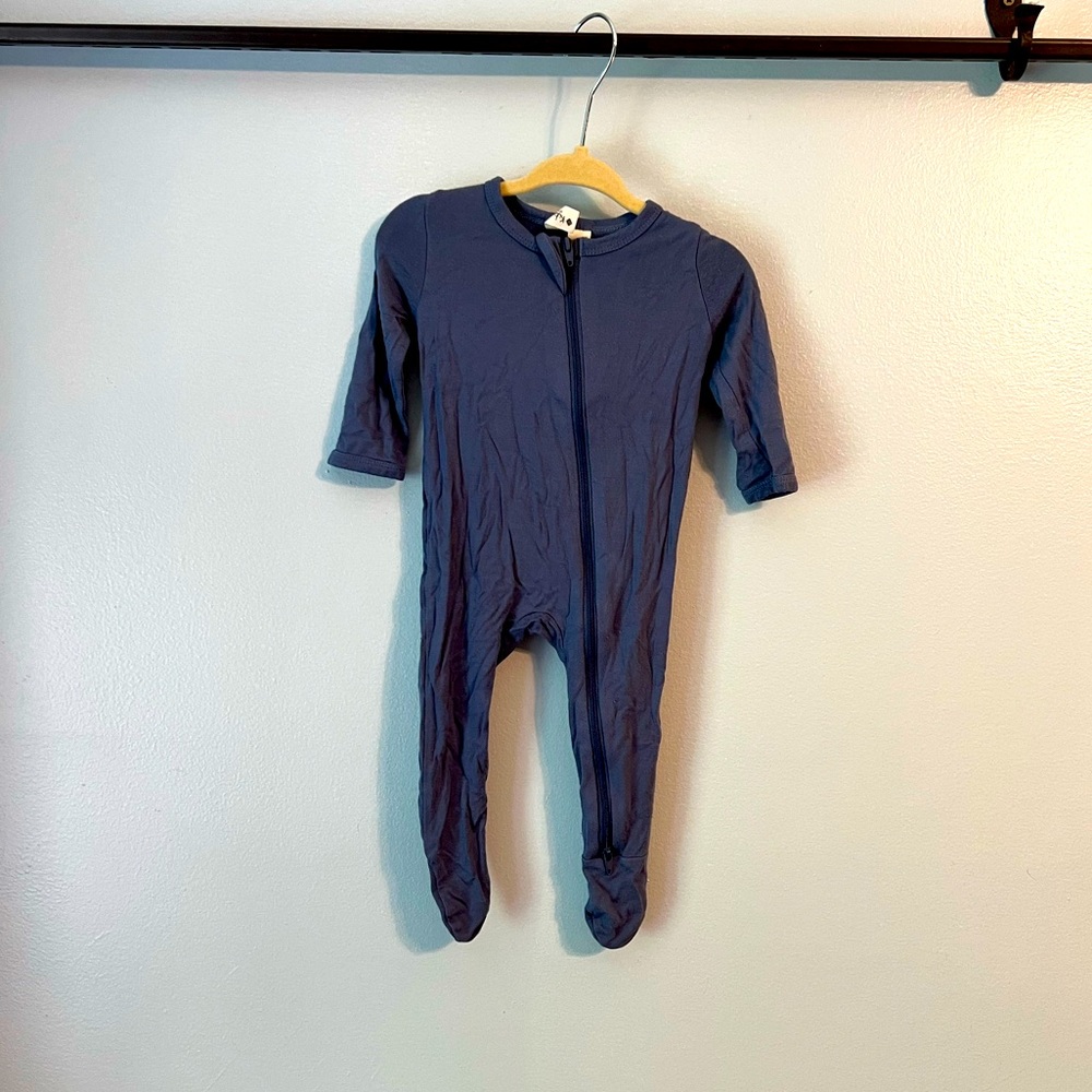 KYTE Baby used zipper footie 3-6 months in Steel.